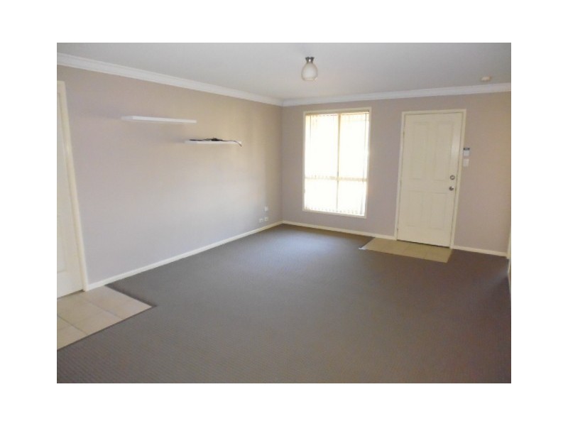 11 Hannah Place, Worrigee NSW 2540