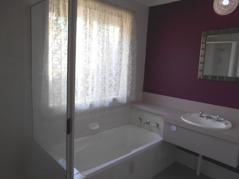 34 Moresby Street, Nowra NSW 2541