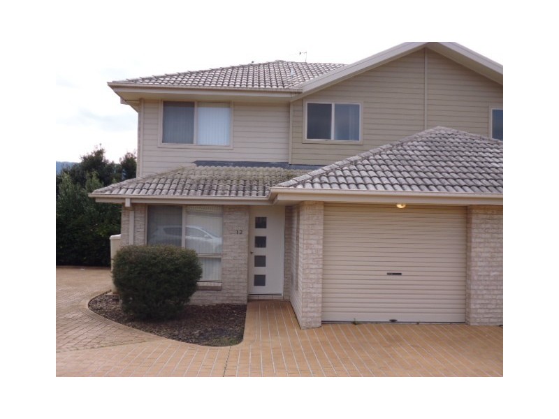 12/8 Meroo Road, Bomaderry NSW 2541