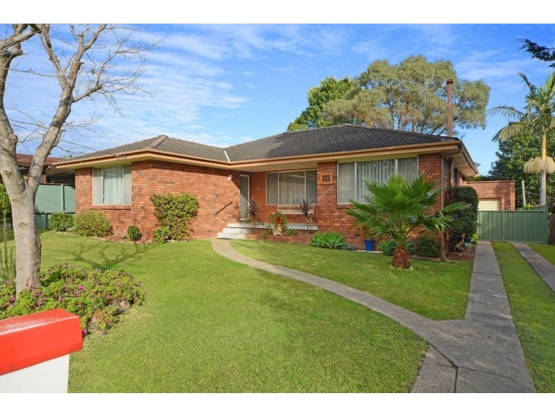 17 Bunderra Drive, Nowra NSW 2541
