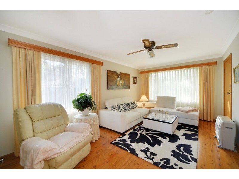 17 Bunderra Drive, Nowra NSW 2541