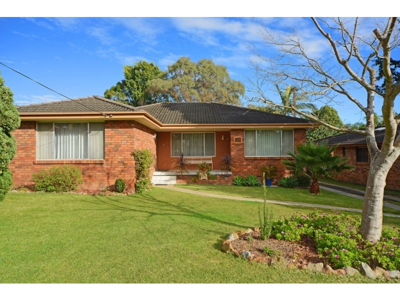17 Bunderra Drive, Nowra NSW 2541