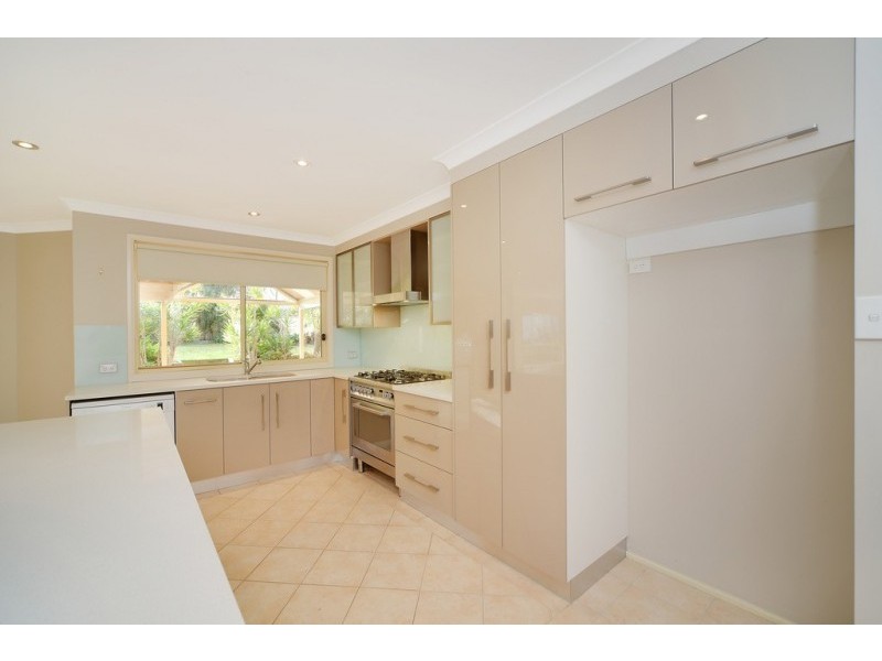 8 Abelia Place, Worrigee NSW 2540