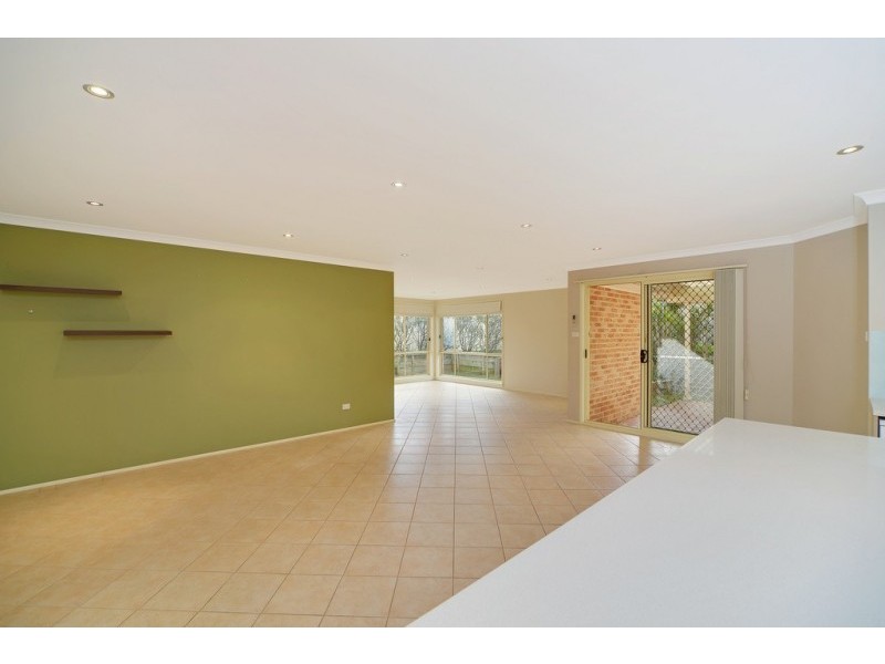 8 Abelia Place, Worrigee NSW 2540