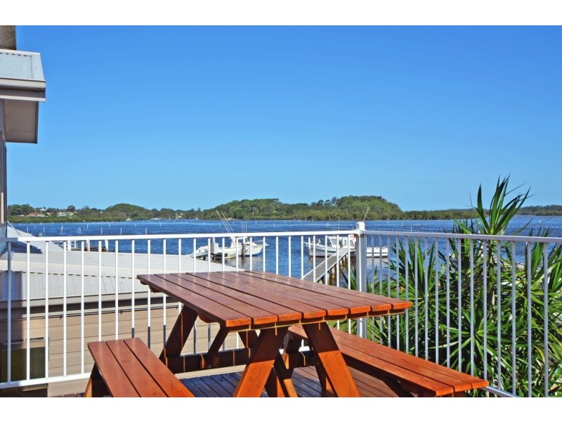24 South Street, Greenwell Point NSW 2540