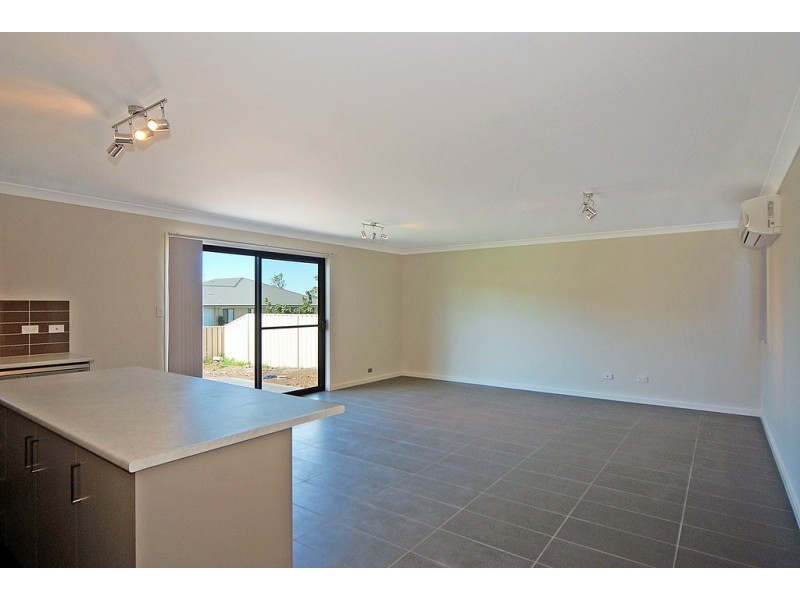 1a Mintbush Crescent, Worrigee NSW 2540
