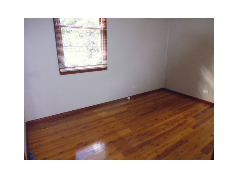 39 Worrigee Street, Nowra NSW 2541