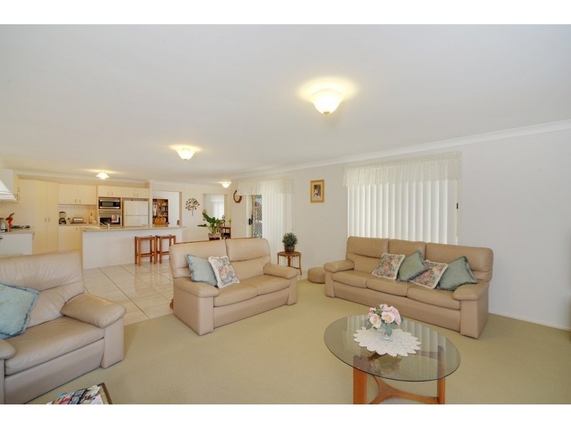 12 Whitewood Street, Worrigee NSW 2540