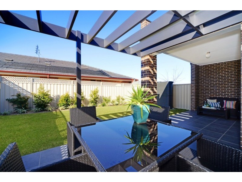 4/17 Bluewattle Road, Worrigee NSW 2540