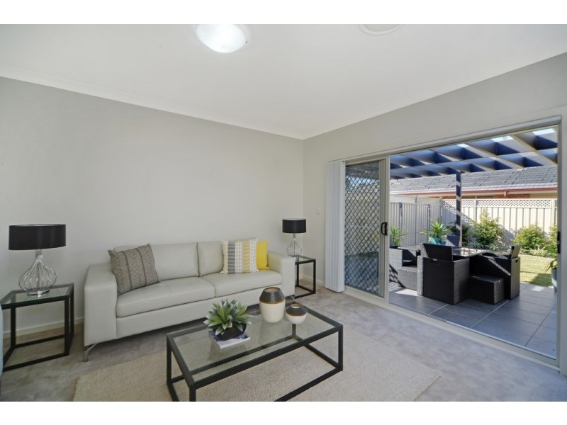 4/17 Bluewattle Road, Worrigee NSW 2540