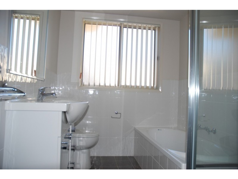 2/21B Bluebell Way, Worrigee NSW 2540