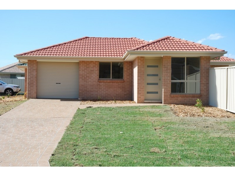 20b Jewel Street, Worrigee NSW 2540