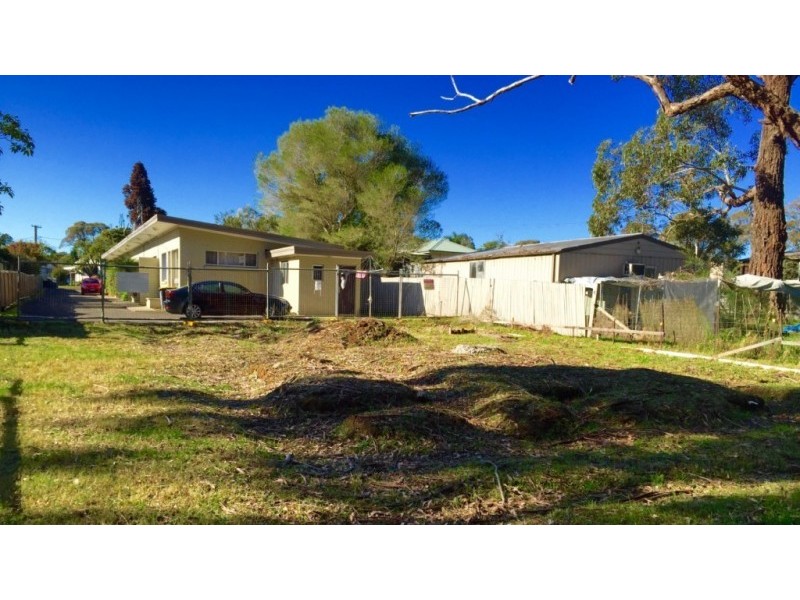 39 Albatross Road, Nowra NSW 2541