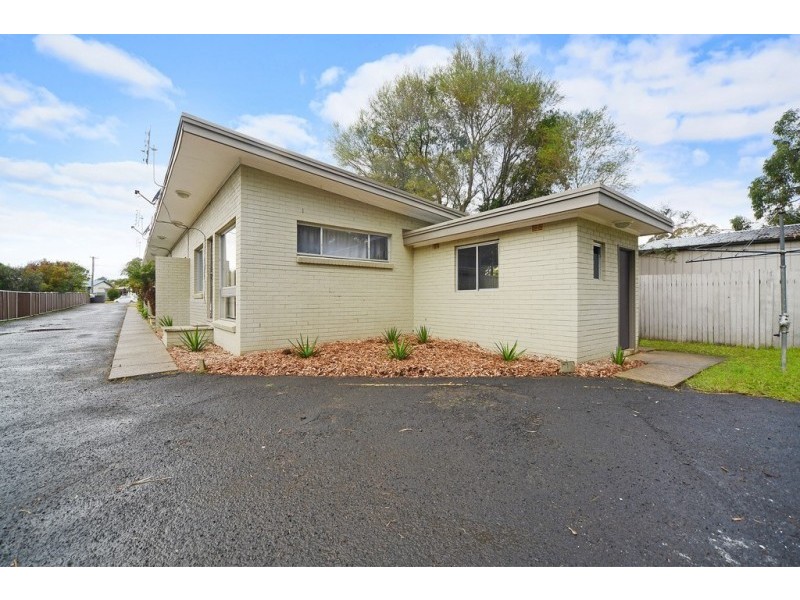 39 Albatross Road, Nowra NSW 2541