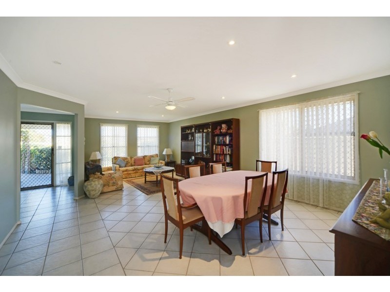 47 Burradoo Crescent, Nowra NSW 2541