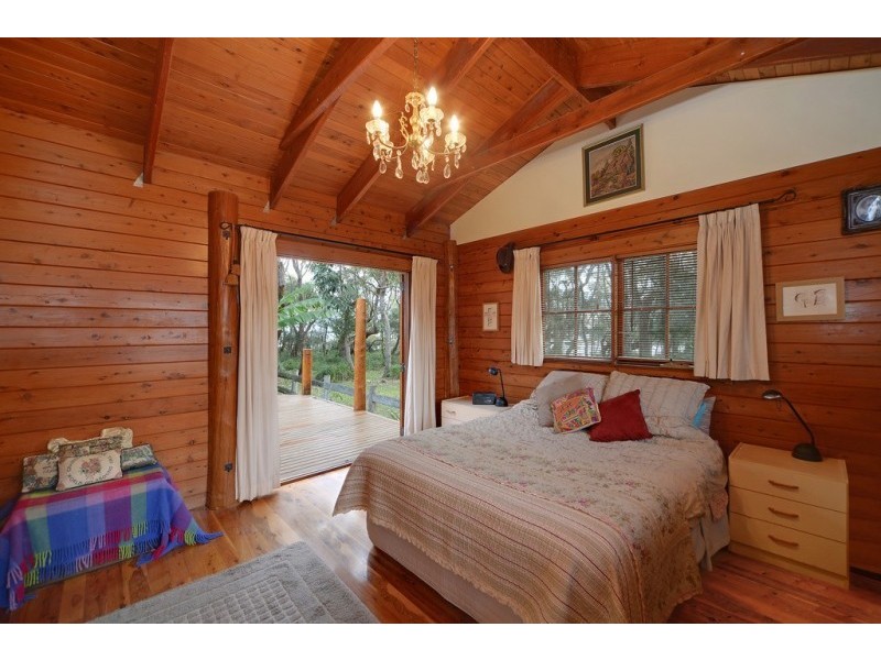 10 Callala Street, Callala Bay NSW 2540
