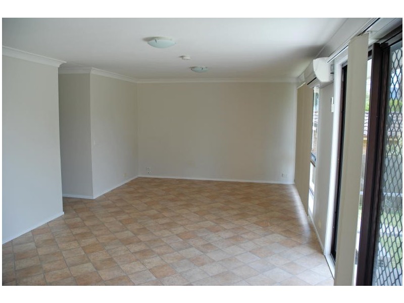 17 Coconut Drive, North Nowra NSW 2541