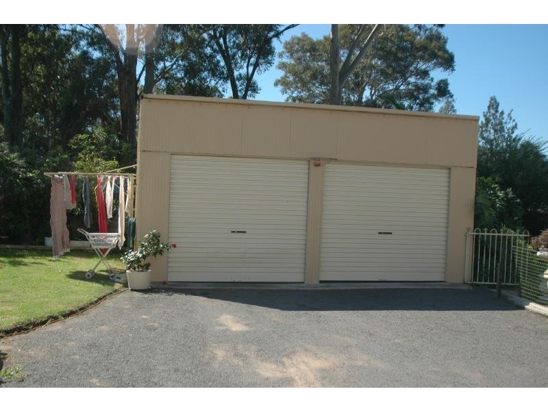 95 Albatross Road, Nowra NSW 2541