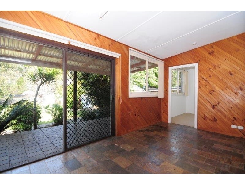 54 Birriley Street, Bomaderry NSW 2541