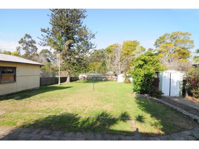 54 Birriley Street, Bomaderry NSW 2541