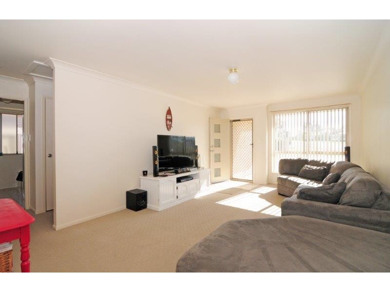 1/73-75 Rayleigh Drive, Worrigee NSW 2540
