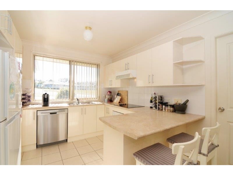 1/73-75 Rayleigh Drive, Worrigee NSW 2540