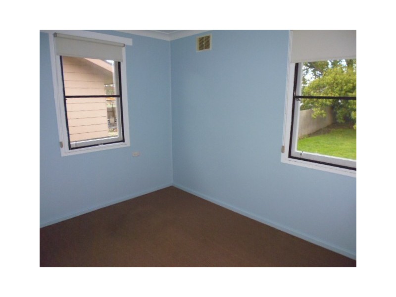 54 McKay Street, Nowra NSW 2541