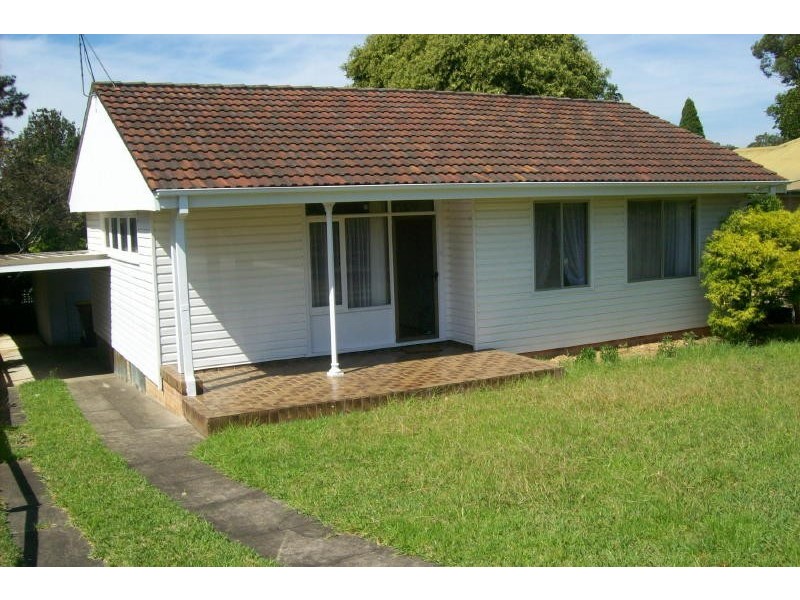 9 Bourne Avenue, Nowra NSW 2541