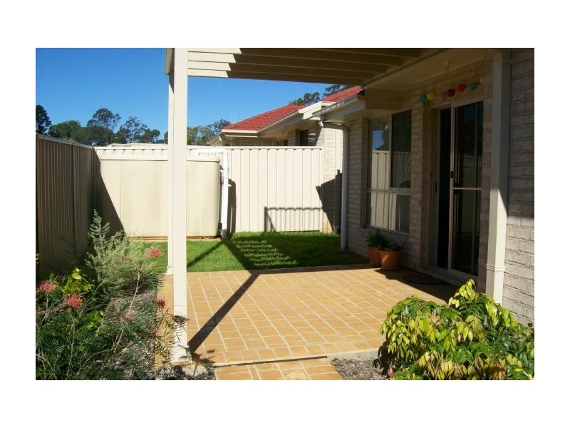 8/8 Meroo Road, Bomaderry NSW 2541