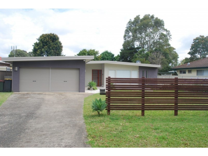 102 Albert Street, Nowra NSW 2541