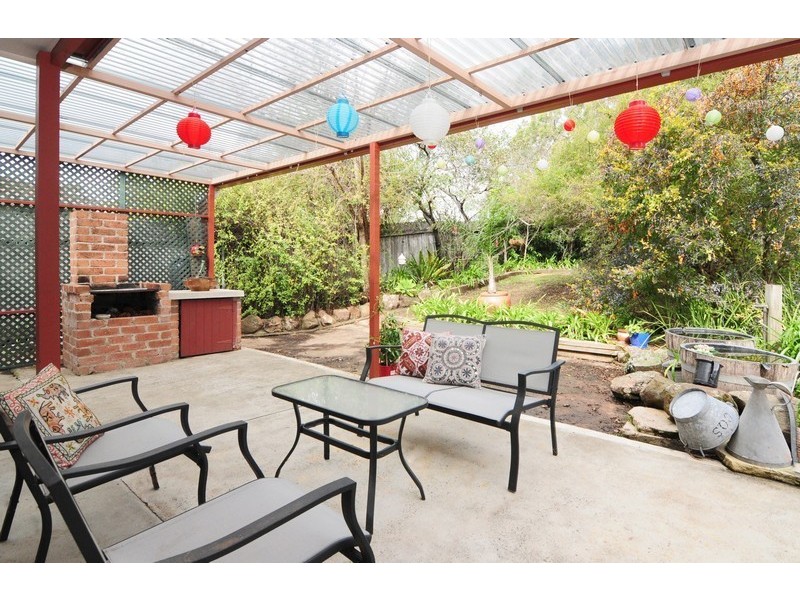 110 Jasmine Drive, Bomaderry NSW 2541