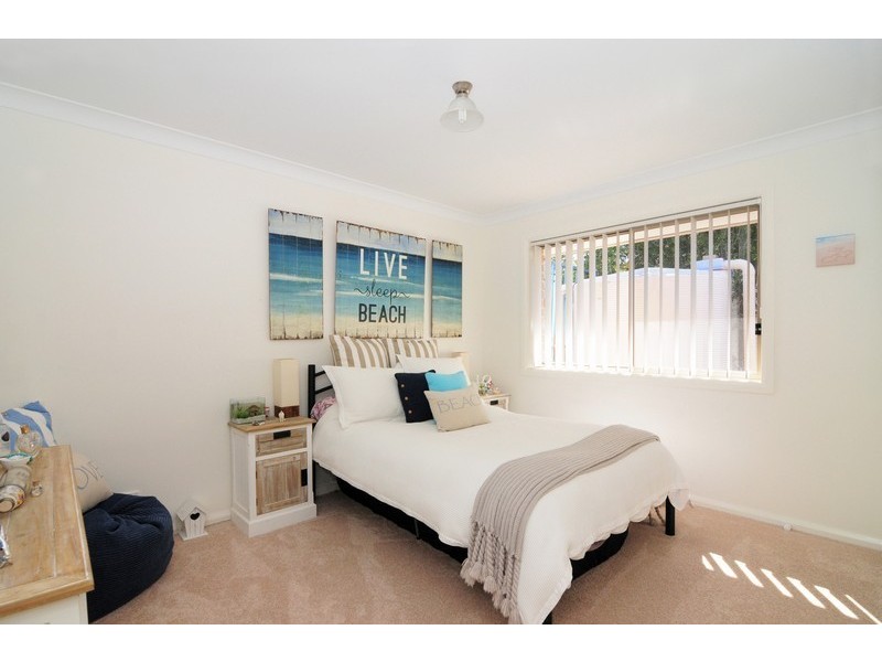 16 Barbata Grove, South Nowra NSW 2541