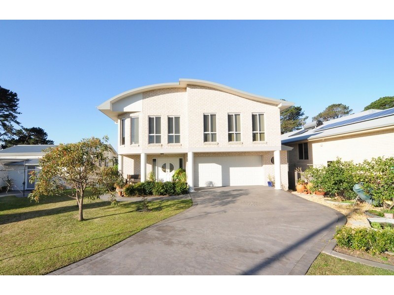 79 Adelaide Street, Greenwell Point NSW 2540