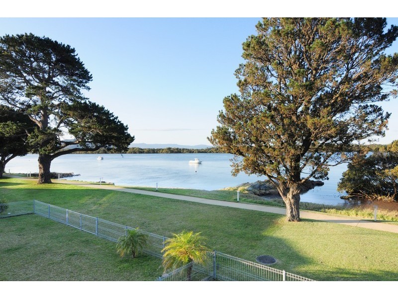 79 Adelaide Street, Greenwell Point NSW 2540