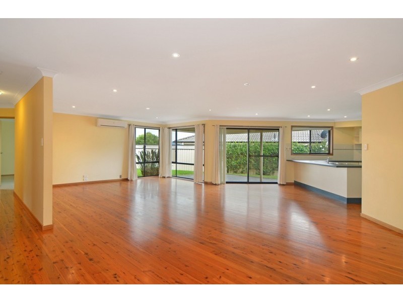 4 McTernan Place, Worrigee NSW 2540