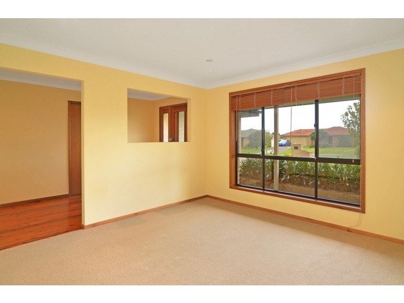 4 McTernan Place, Worrigee NSW 2540