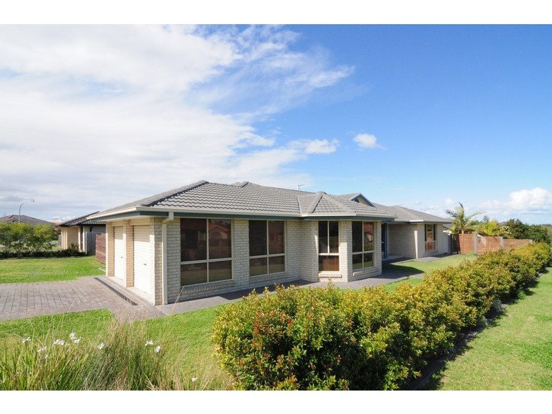 2 Guinea Flower Crescent, Worrigee NSW 2540