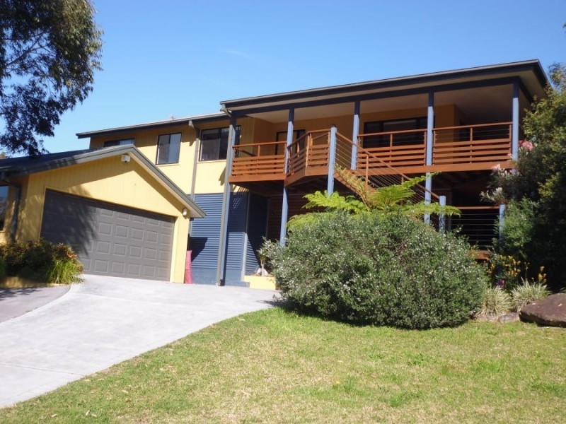15 Nita Place, Bomaderry NSW 2541