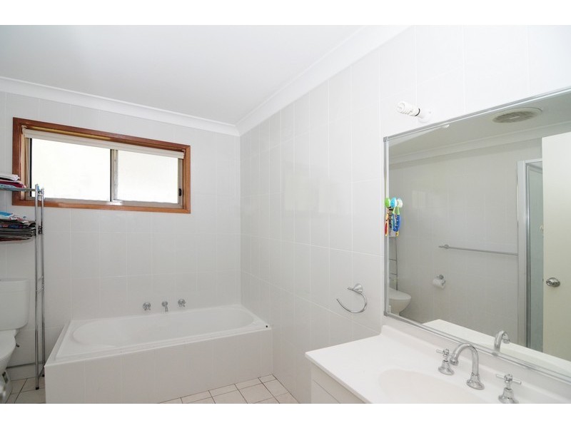 4 Rock Hill Road, North Nowra NSW 2541