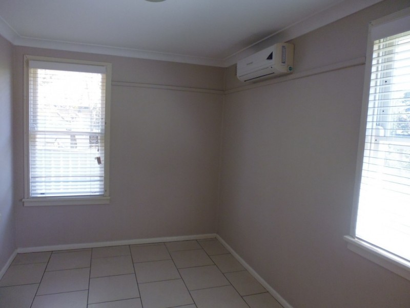 63 Kalandar Street, Nowra NSW 2541