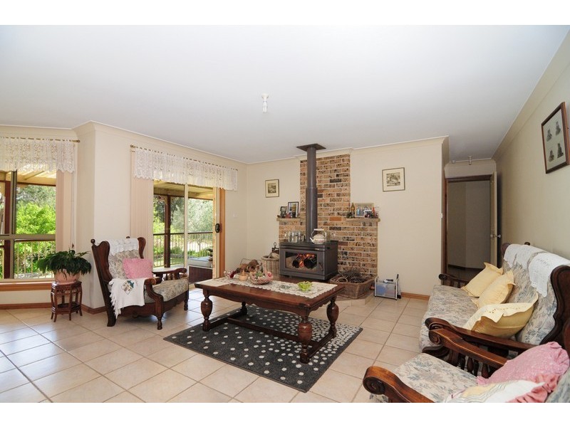 900 Sussex Inlet Road, Sussex Inlet NSW 2540