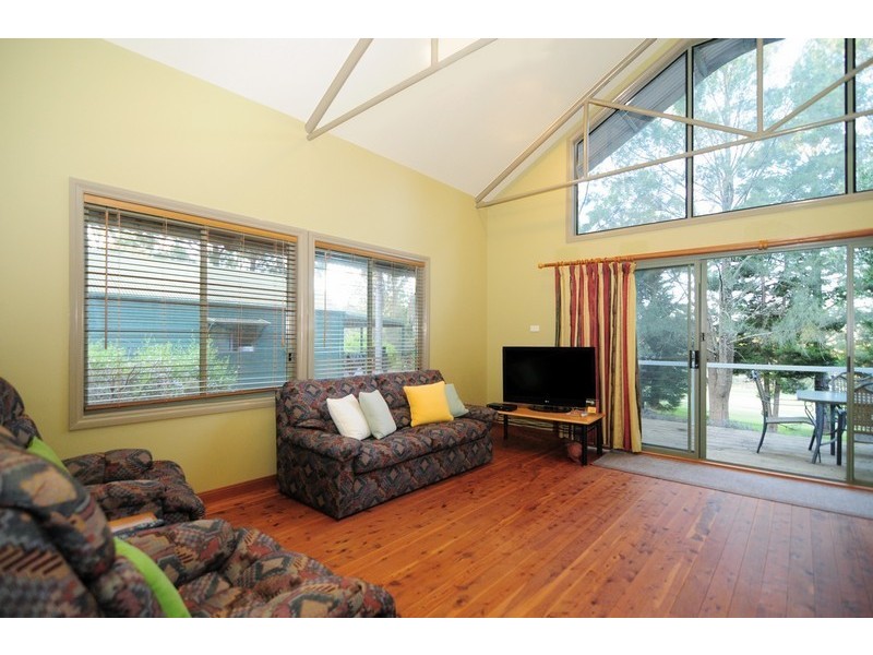 Villa 17/390 Mount Scanzi Road, Kangaroo Valley NSW 2577