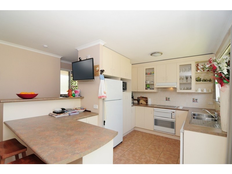 6 Golden Cane Avenue, North Nowra NSW 2541