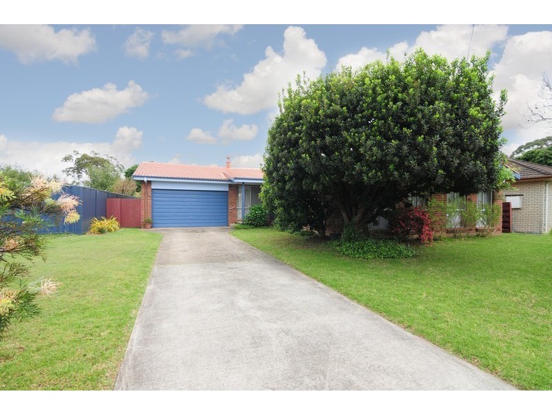 9 Caroola Parade, North Nowra NSW 2541