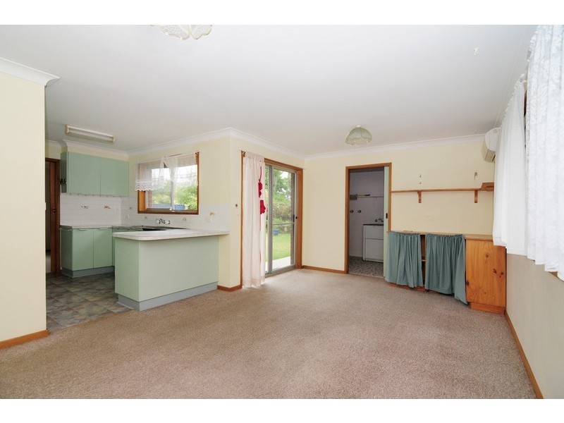 9 Caroola Parade, North Nowra NSW 2541