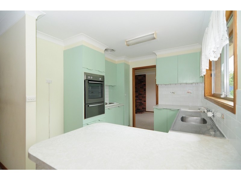 9 Caroola Parade, North Nowra NSW 2541