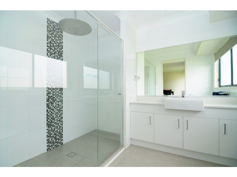 71 Rayleigh Drive, Worrigee NSW 2540