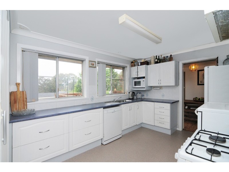 16 Hockey Street, Nowra NSW 2541