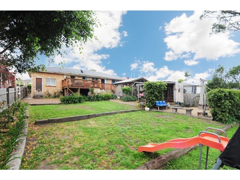 16 Hockey Street, Nowra NSW 2541