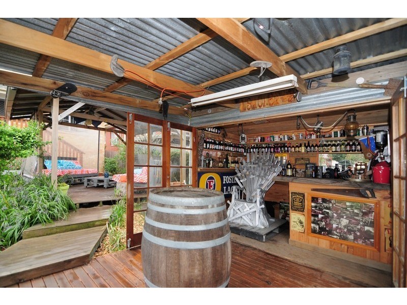 16 Hockey Street, Nowra NSW 2541